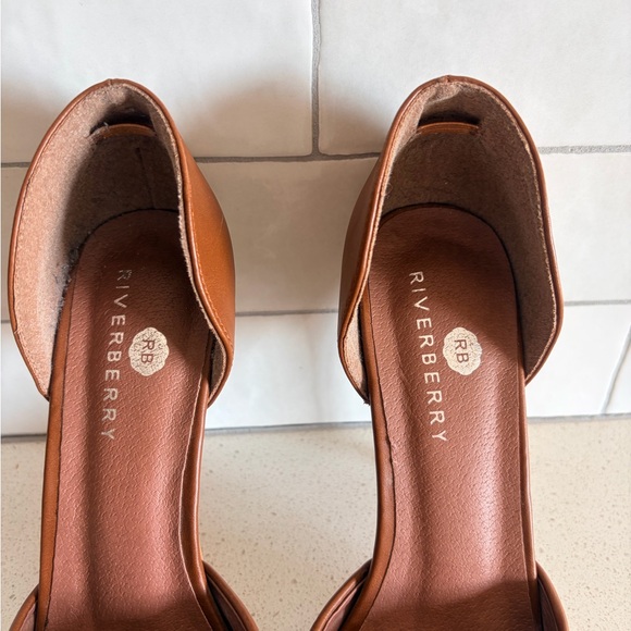 Women's Riverberry Brown Heels - Picture 5 of 8